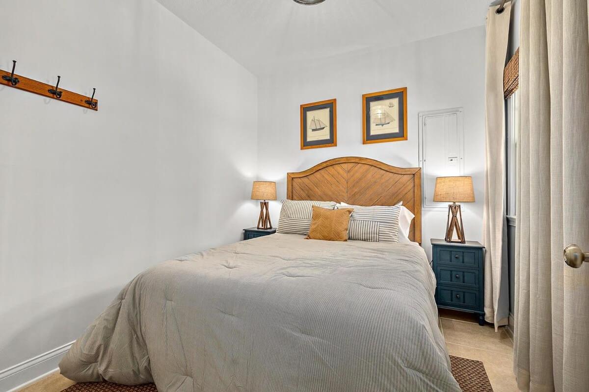 Вилла Casa Desoto - Luxury Downtown Oasis Сент-Огастин Экстерьер фото