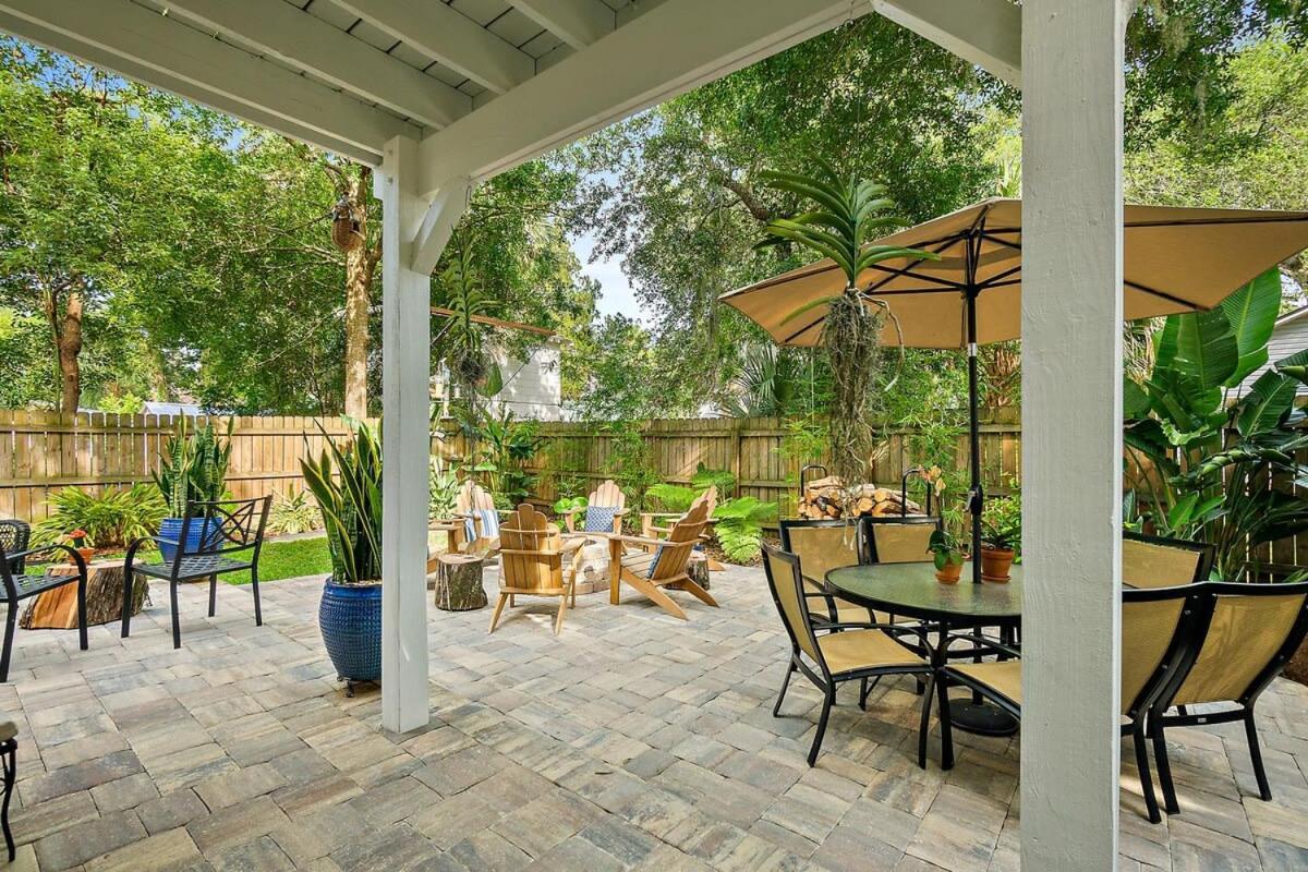Вилла Casa Desoto - Luxury Downtown Oasis Сент-Огастин Экстерьер фото