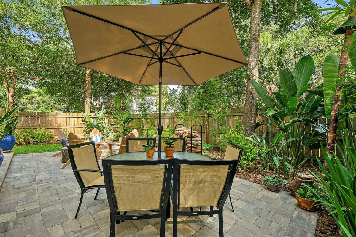 Вилла Casa Desoto - Luxury Downtown Oasis Сент-Огастин Экстерьер фото