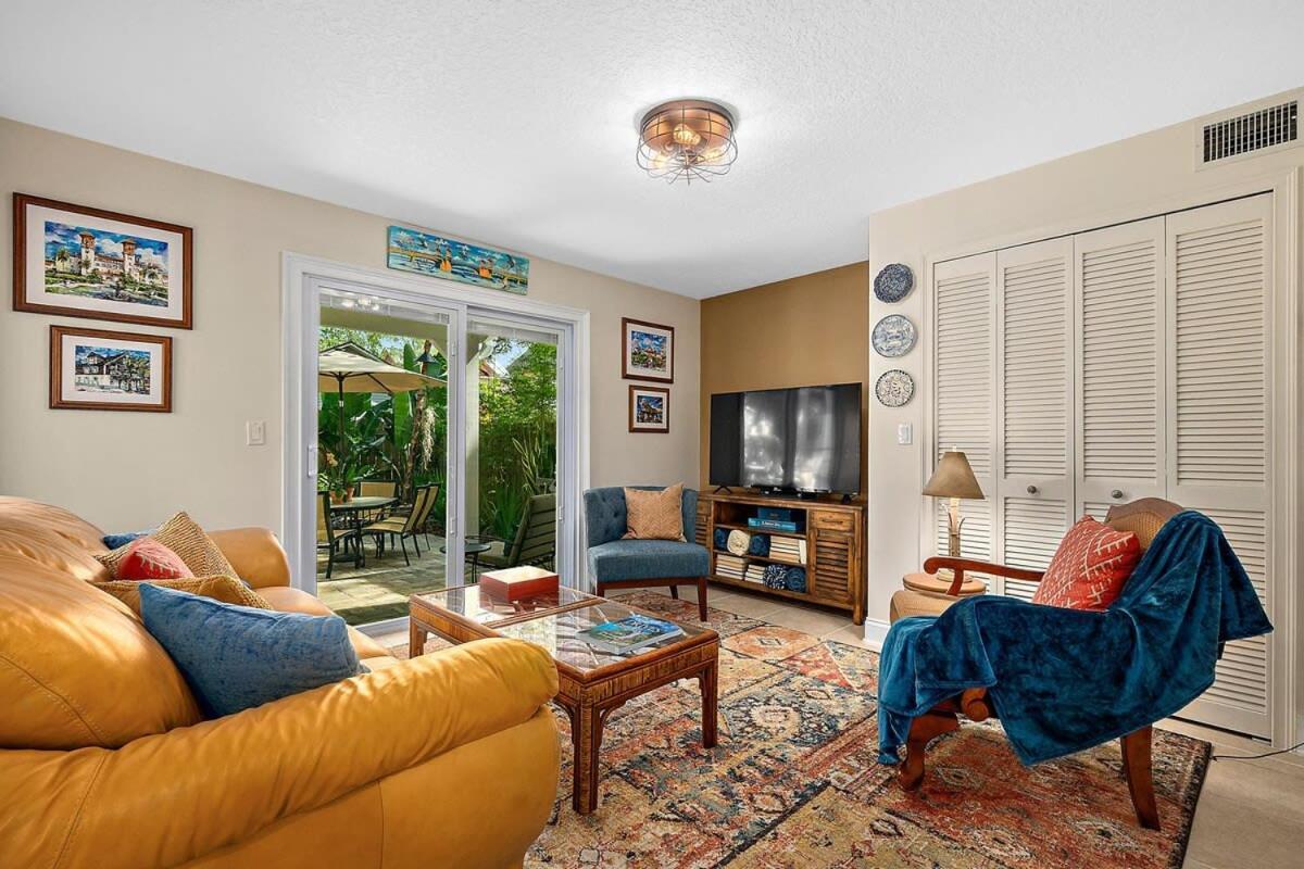 Вилла Casa Desoto - Luxury Downtown Oasis Сент-Огастин Экстерьер фото
