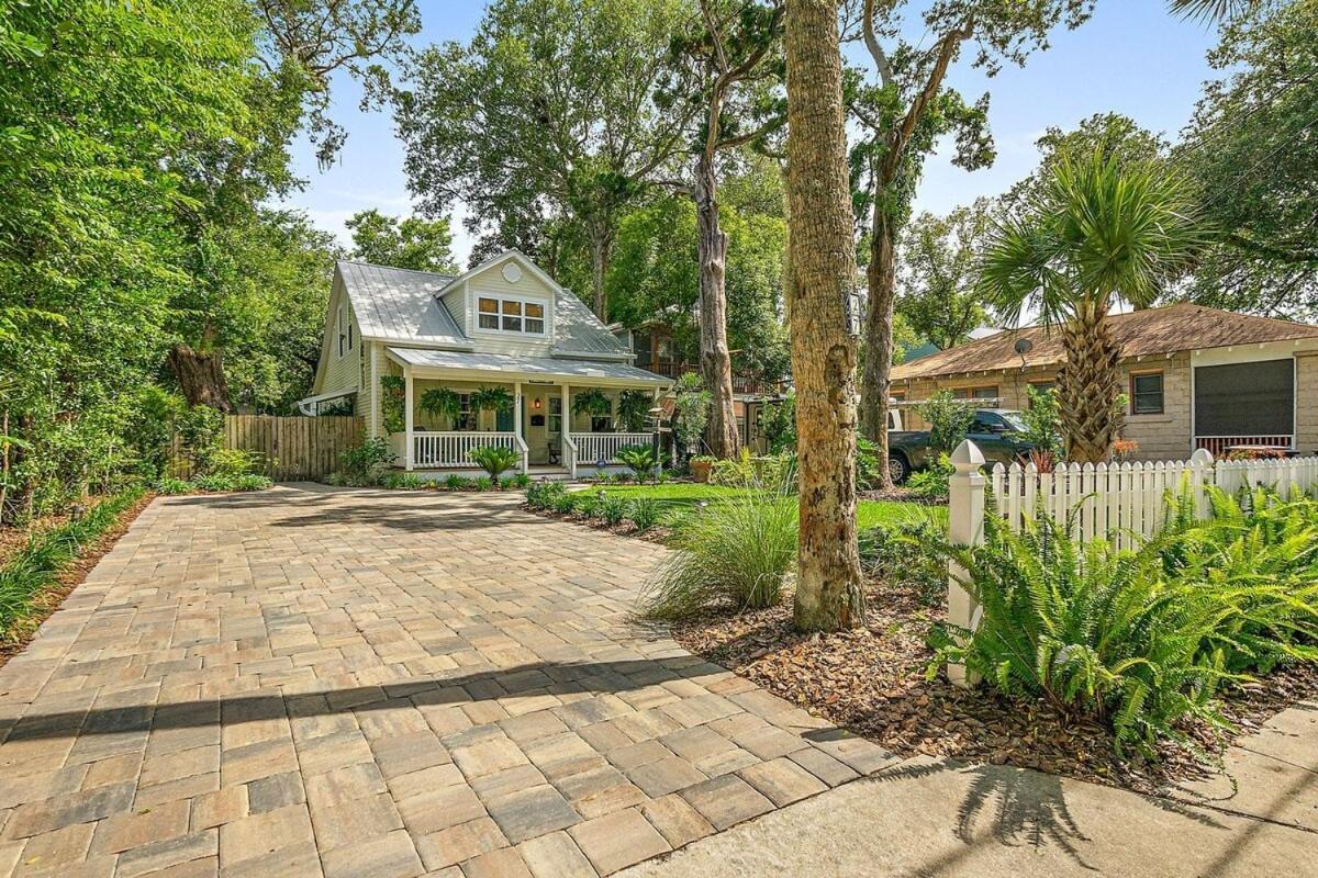 Вилла Casa Desoto - Luxury Downtown Oasis Сент-Огастин Экстерьер фото
